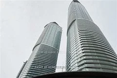 12 York Street 5707, Toronto C01, ON M5J 0A9
