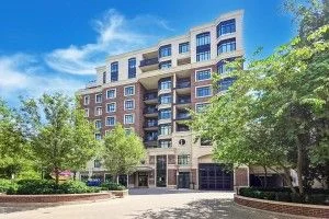 1888 Bayview Avenue 702, Toronto C12, ON M4G 0A7
