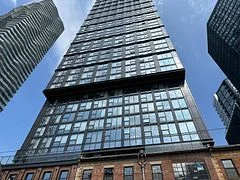 82 Dalhousie Street 4211, Toronto C08, ON M5B 0C5