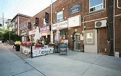 329 Lonsdale Road 1, Toronto C03, ON M4V 1X3