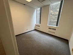 55 Eglinton Avenue E 311, Toronto C10, ON M4P 1G8