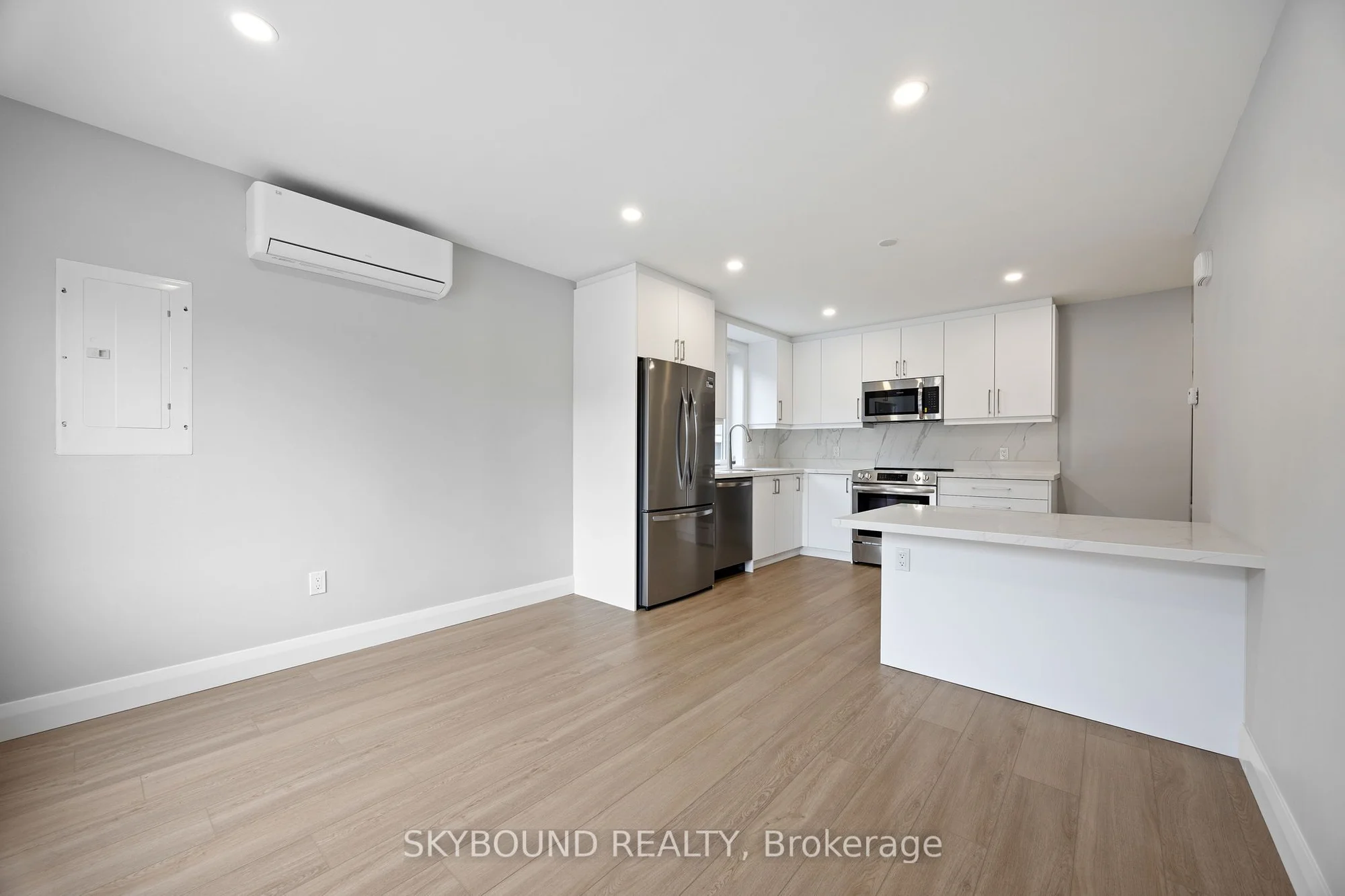 1731 Dufferin Street Unit 3, Toronto C03, ON M6E 3N9
