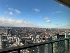 3 Concord City Place Way 7201, Toronto C01, ON M5V 0X4