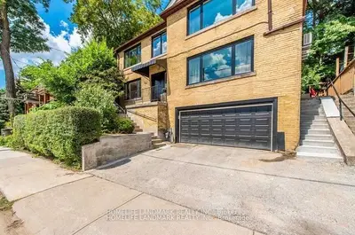 840 Davenport Road, Toronto C02, On M6g 2b6