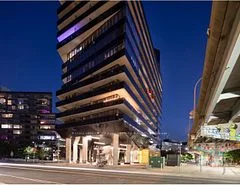 21 Lawren Harris Square 612, Toronto C08, ON M5A 0T4