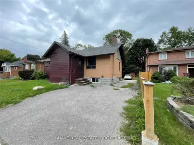 87 Steeles Avenue E UNIT 'A', Toronto C14, ON M2M 3Y4
