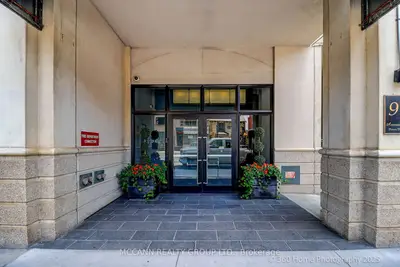 99 Avenue Road 607, Toronto C02, ON M5R 2G5