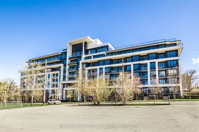 Condo Apartment in Toronto