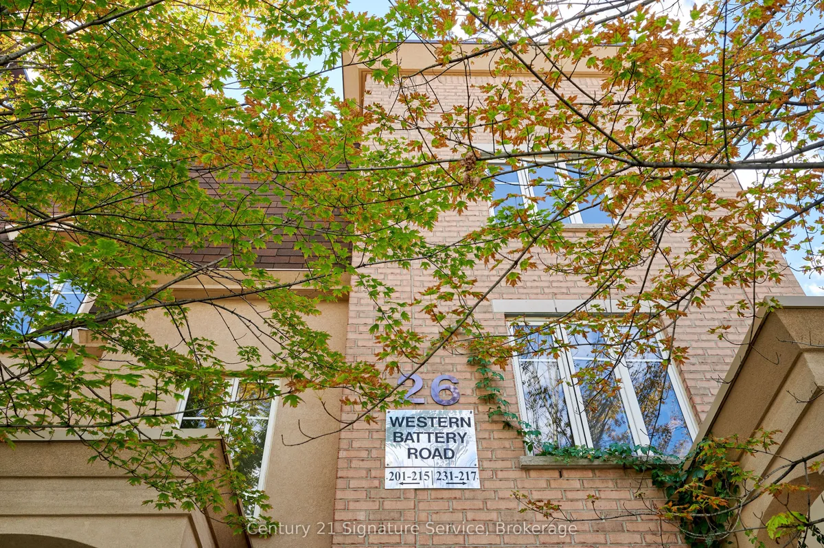 26 Western Battery Road 207, Toronto C01, ON M6K 3N9