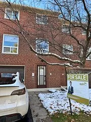 31 Corvus Star Way 31CORVUS, Toronto C15, ON M2J 1P4