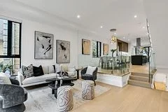 354 Cleveland Street W, Toronto C10, ON M4S 2W9