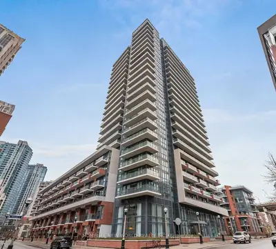Condo Apartment in Toronto