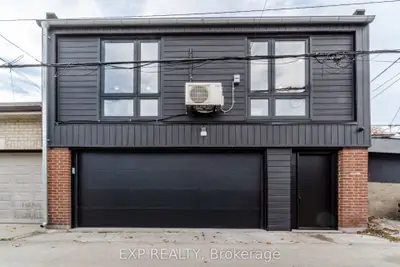581 Crawford Street Laneway, Toronto C01, ON M6G 3K1