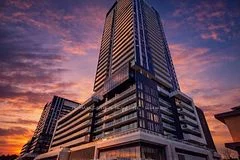 50 O'neill Road 1712, Toronto C13, ON M3C 0R1