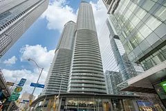 14 York Street 4809, Toronto C01, ON M5J 2Z2