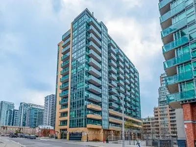 Condo Apartment in Toronto