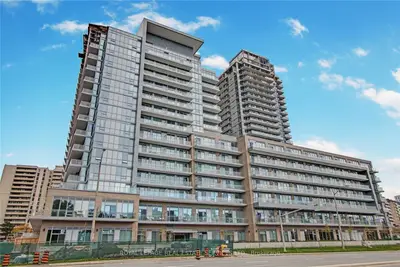 Condo Apartment in Toronto