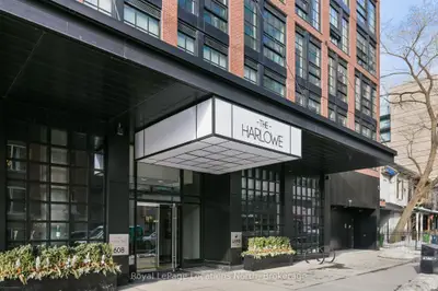 Condo Apartment in Toronto