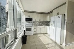 1121 Steeles Avenue W 704, Toronto C07, ON M2R 3W7