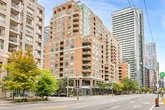 889 Bay Street 1503, Toronto C01, ON M5S 3K5