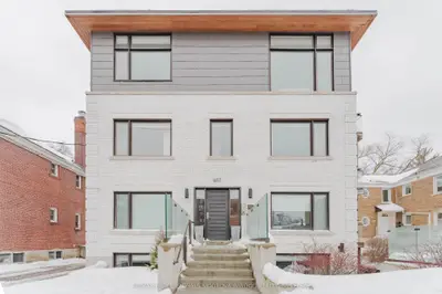 Condo Apartment in Toronto