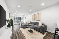 2181 Yonge Street 2303, Toronto C10, ON M4S 3H7