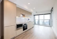 3 Concord Cityplace Way 5702, Toronto C01, ON M5V 0X4