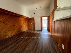 639 Yonge Street 300, Toronto C08, ON M4Y 1Z9