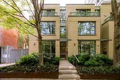 301 Mutual Street, Toronto C08, ON M4Y 1X6