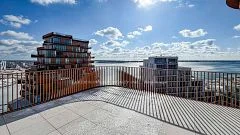 #lph22 155 Merchants' Wharf, Toronto C08, On, M5a 0y4