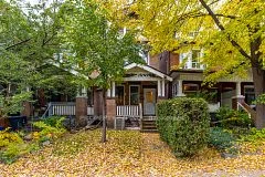 238 Saint Clarens Avenue Main, Toronto C01, ON M6H 3W3