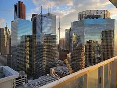 197 Yonge Street 3208, Toronto C08, ON M5B 1M4