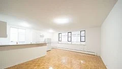 77 Erskine Avenue 202, Toronto C10, ON M4P 1Y5