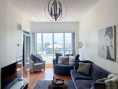 208 Queens Quay W 214, Toronto C01, ON M5J 2Y5