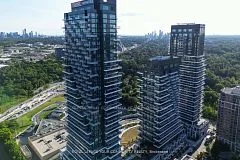 10 Inn on the Park Drive 101, Toronto C13, ON M3C 0P9