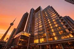 4K Spadina Avenue 621, Toronto C01, ON M5V 3Y9