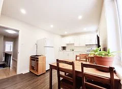 309 Oakwood Avenue, Toronto C03, ON M6E 2V3