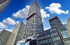 8 Eglinton Avenue E 5410, Toronto C10, ON M4P 0C1