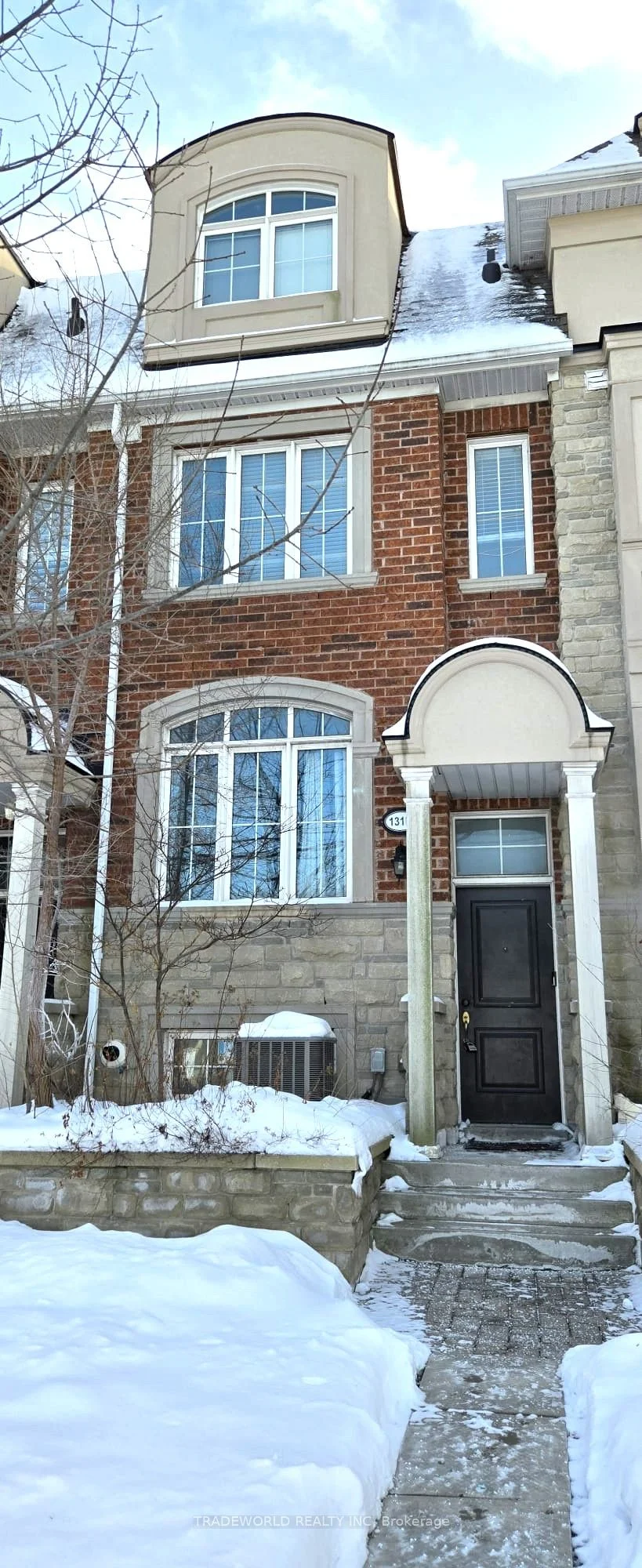 131b Finch Avenue E, Toronto C14, On M2n 0h7