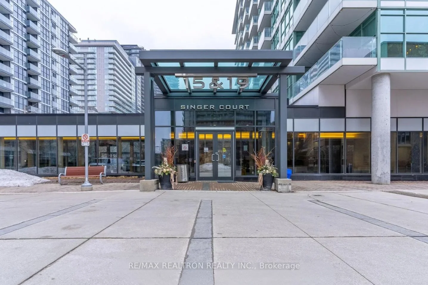 19 Singer Court 306, Toronto C15, ON M2K 0B2