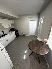 25 Howard Street Apt 1 - Rm B, Toronto C08, On M4x 1j6