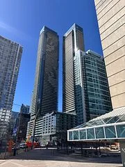 3 Concord Cityplace Way 3702, Toronto C01, ON M5V 0X4