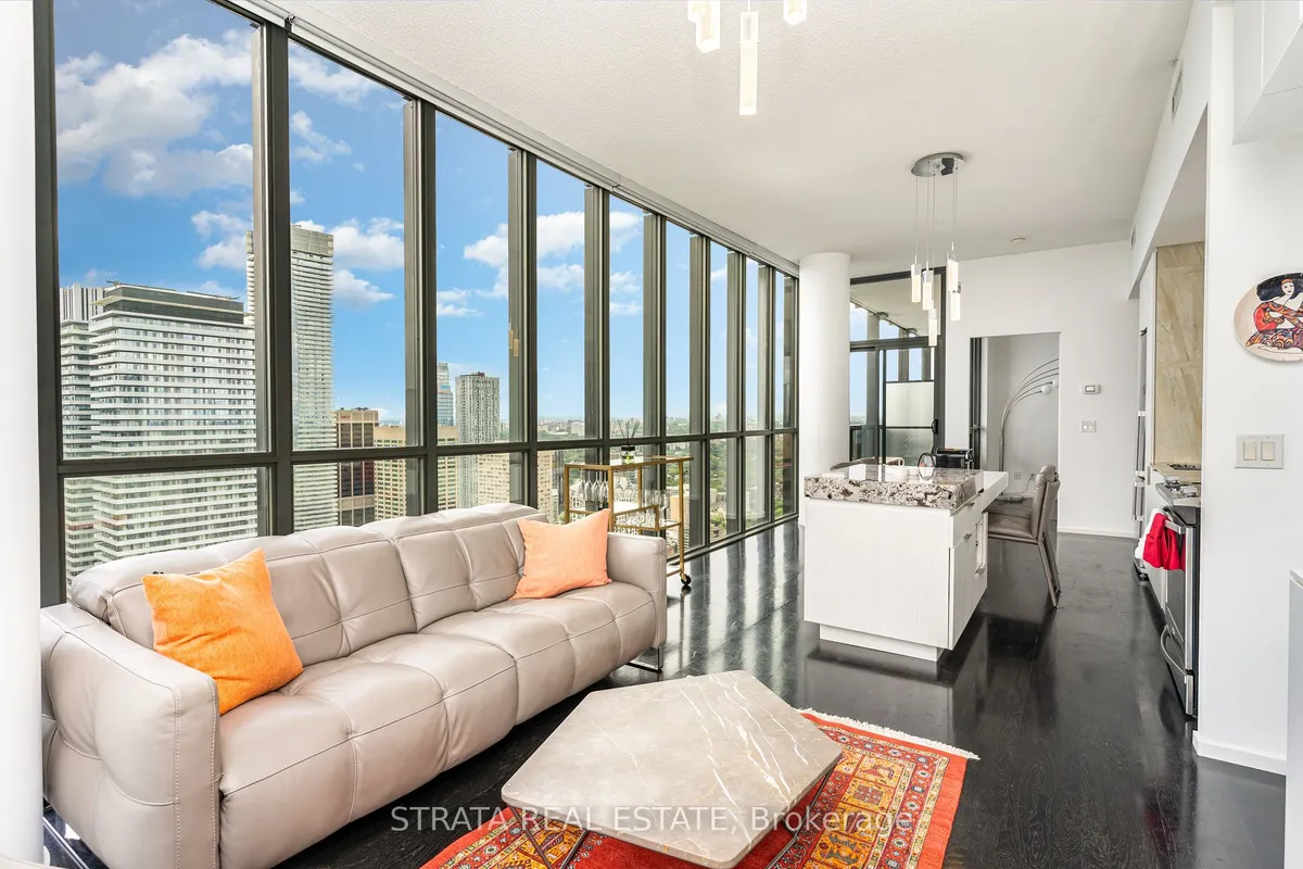 101 Charles Street E 4704, Toronto C08, ON M4Y 0A9