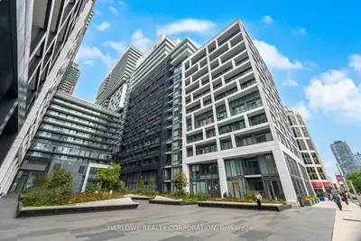 60 Princess Street 105 Se, Toronto C08, On M5a 2c7