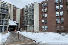 30 Fashion Roseway 215E, Toronto C14, ON M2N 6B4