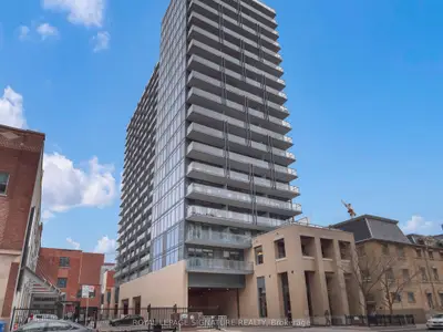 105 George Street 410, Toronto C08, On M5a 0l4