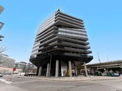 21 Lawren Harris Square 1108, Toronto C08, On M5a 0t4