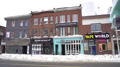 563 Bloor Street W Main Floor, Toronto C01, ON M5S 1Y6