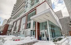 33 NE Helendale Avenue 1412, Toronto C03, ON M4R 1C5