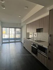 1 Concord Cityplace Way 501, Toronto C01, On M5v 0x3